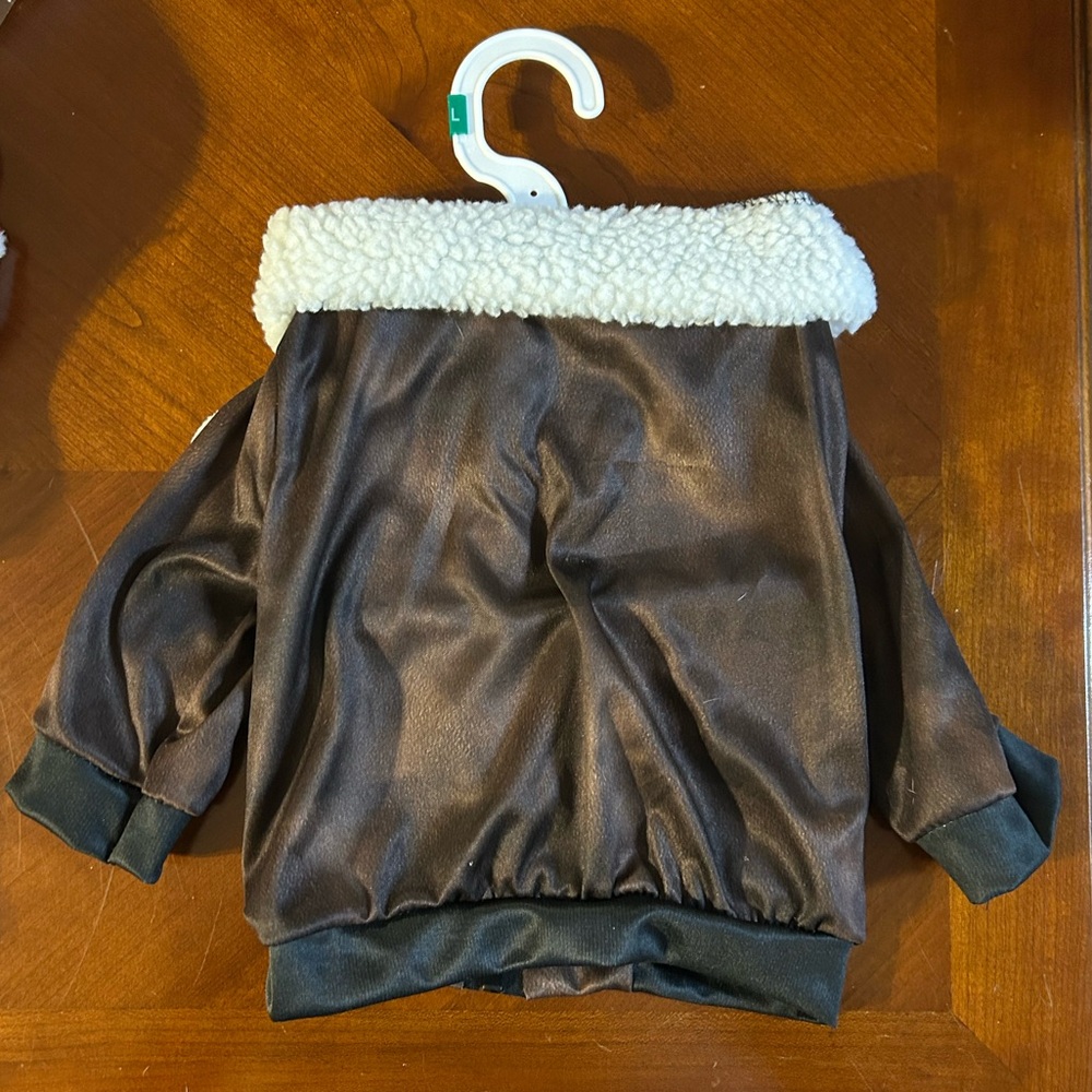 NWT- Dog’s Paramount Halloween costume- size large. - Picture 3 of 4